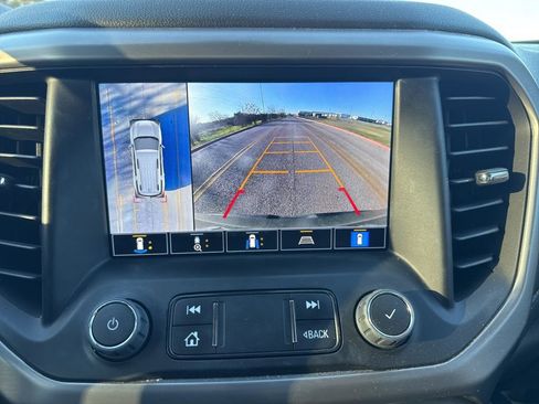 Used 2023 GMC Acadia AT4 w/ Technology Package image 7