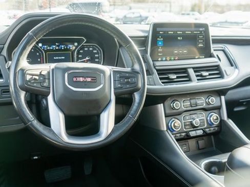 Used 2021 GMC Yukon SLT w/ SLT Premium Package image 16