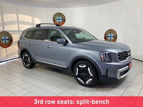 Used 2025 Kia Telluride S image 20