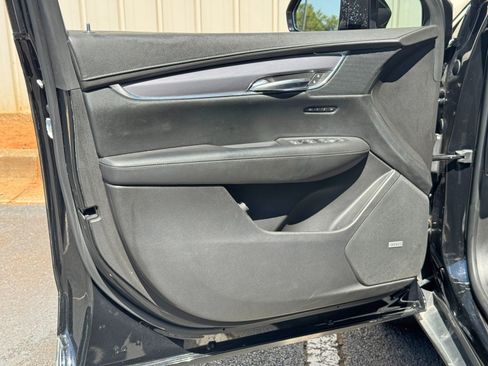 Used 2017 Cadillac XT5 Luxury w/ Driver Awareness Package FWD image 41
