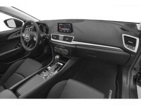Used 2018 MAZDA MAZDA3 Sport image 19