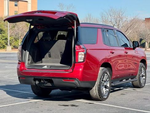 Used 2024 Chevrolet Tahoe Z71 w/ Luxury Package image 18