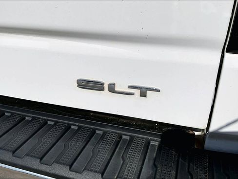 Used 2020 GMC Sierra 1500 SLT AWD/4WD image 9