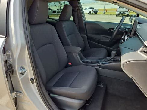 Used 2026 Toyota Corolla LE FWD image 18