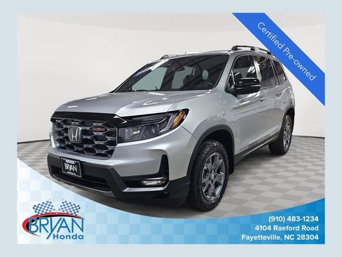 Certified 2025 Honda Passport TrailSport image 1