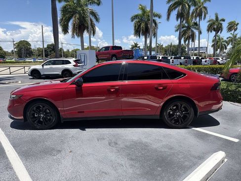 Used 2025 Honda Accord SE image 5