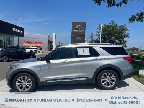 Used 2020 Ford Explorer Limited image 13