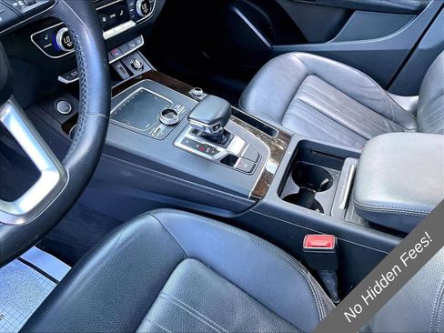 Used 2019 Audi Q5 2.0T Premium Plus w/ Premium Plus Package AWD/4WD image 11