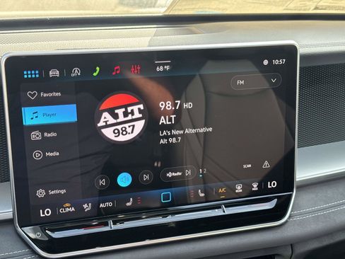 New 2026 Volkswagen Tiguan SE R-Line image 20