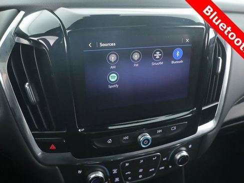 Used 2023 Chevrolet Traverse Premier image 25