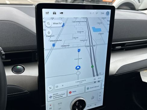 Certified 2022 Ford Mustang Mach-E Select image 20