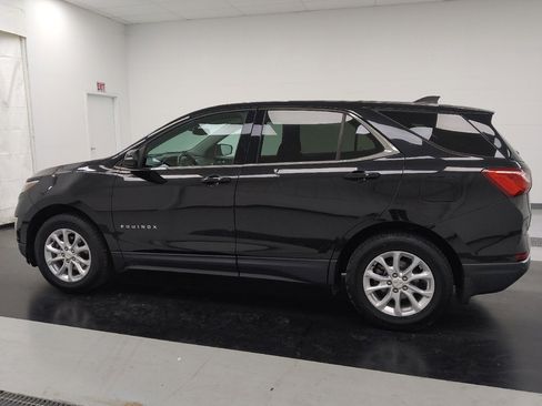 Used 2019 Chevrolet Equinox LT w/ Driver Convenience Package image 3