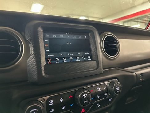 Certified 2021 Jeep Wrangler Unlimited Sport image 20