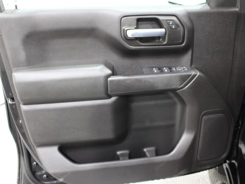 Used 2021 Chevrolet Silverado 1500 Custom image 5