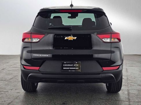 New 2026 Chevrolet TrailBlazer LS w/ LS Convenience Package FWD image 4