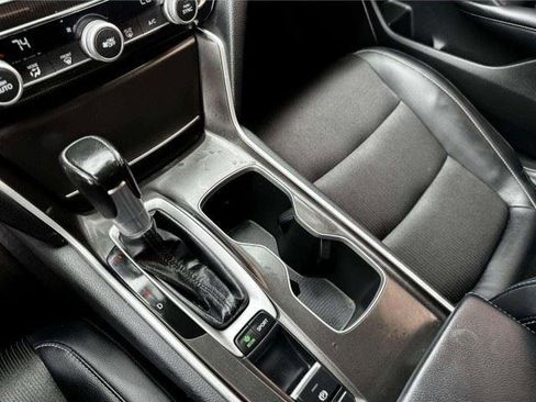 Used 2018 Honda Accord Sport image 34