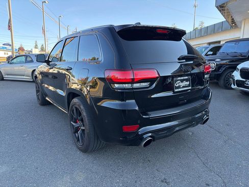 Used 2019 Jeep Grand Cherokee SRT image 3