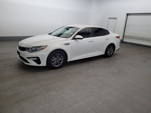 Used 2019 Kia Optima LX FWD image 2