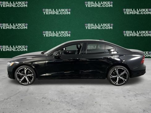 Used 2024 Volvo S60 B5 Core image 8