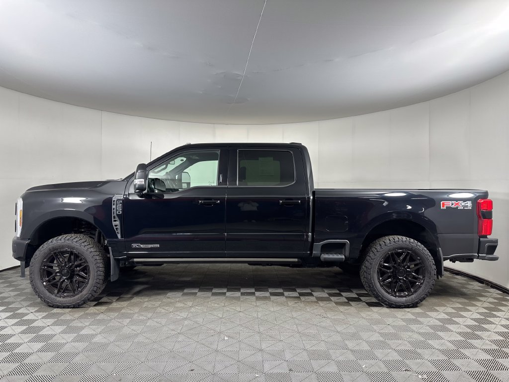 Used 2026 Ford F250 Platinum AWD/4WD image 2
