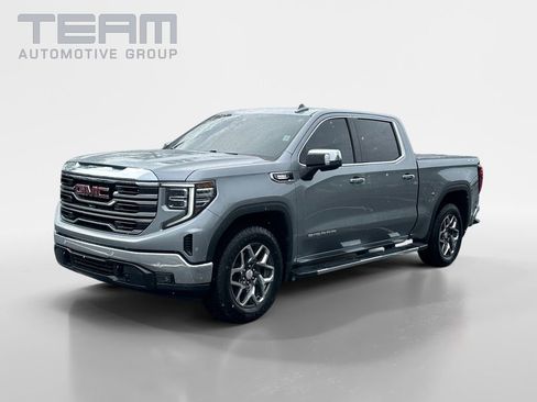 Used 2024 GMC Sierra 1500 SLT w/ SLT Premium Plus Package image 3