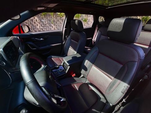 Used 2023 Chevrolet Blazer RS w/ LPO, Floor Liner Package AWD/4WD image 21