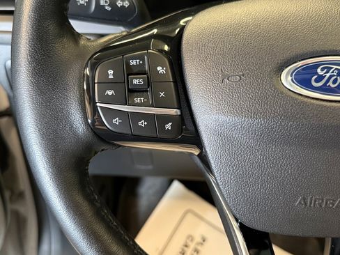 Used 2021 Ford Escape SEL w/ Technology Package image 10