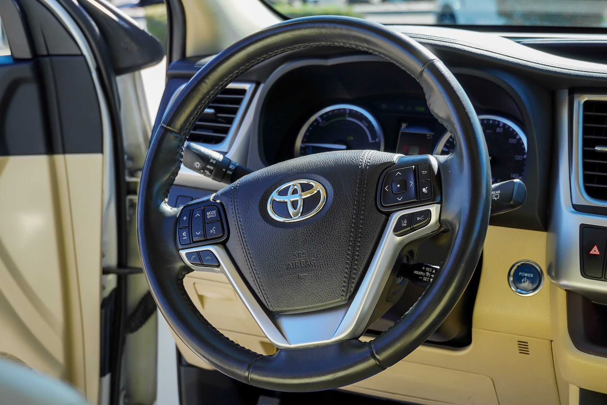 Used 2019 Toyota Highlander Limited AWD/4WD image 37