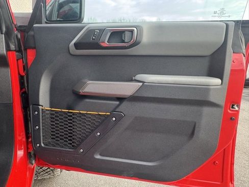 Certified 2023 Ford Bronco Badlands w/ Sasquatch Package image 23