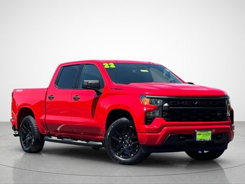 Used 2022 Chevrolet Silverado 1500 Custom w/ LPO, Dark Essentials Package AWD/4WD image 2