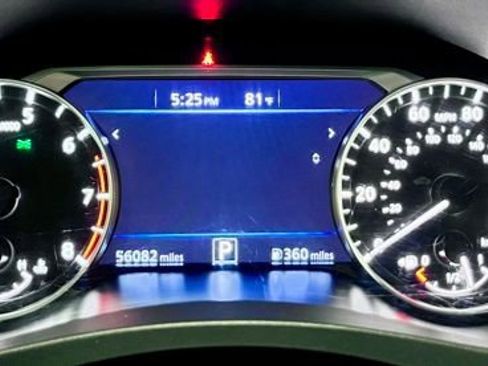 Used 2024 Nissan Altima 2.5 SR FWD image 19