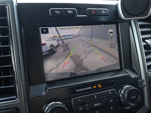 Used 2018 Ford F150 XLT w/ Equipment Group 302A Luxury AWD/4WD image 12