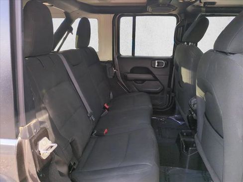 Used 2023 Jeep Wrangler Sahara image 19