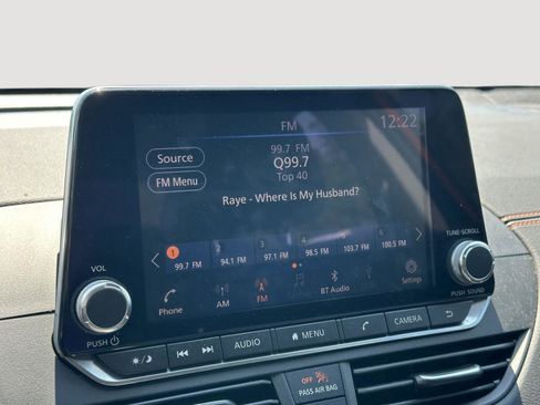 Used 2019 Nissan Altima 2.5 SR w/ SR Premium Package FWD image 12