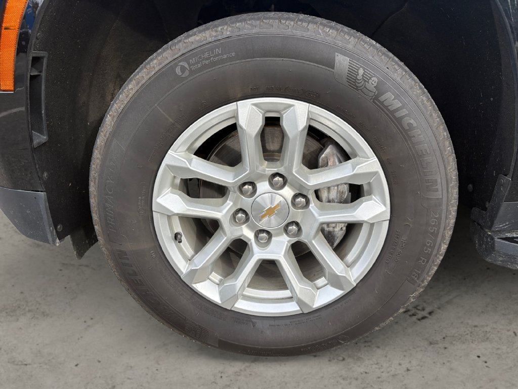 Used 2025 Chevrolet Tahoe LT AWD/4WD image 14