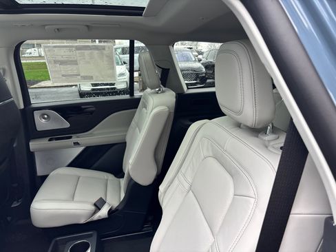 New 2026 Lincoln Aviator Reserve image 26