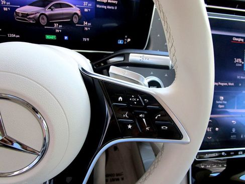 Used 2023 Mercedes-Benz EQS 450+ 4MATIC Sedan image 22