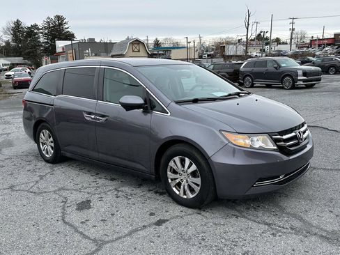 Used 2016 Honda Odyssey EX image 2