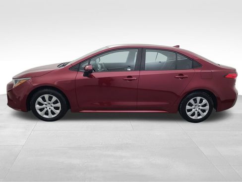 Used 2024 Toyota Corolla LE image 8