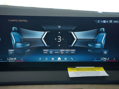 Used 2025 BMW X3 xDrive30i w/ Convenience Package image 17