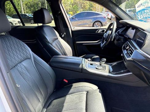 Used 2022 BMW X5 M50i AWD/4WD image 28