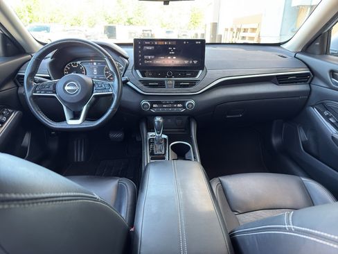 Used 2023 Nissan Altima 2.5 SL AWD/4WD image 14