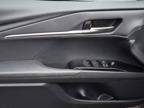 Certified 2025 Toyota Camry SE image 17