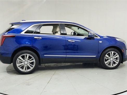 Certified 2024 Cadillac XT5 Premium Luxury w/ Technology Package image 6