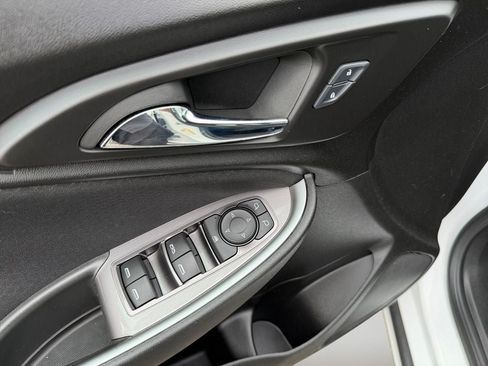 Used 2024 Chevrolet Malibu LT FWD image 21