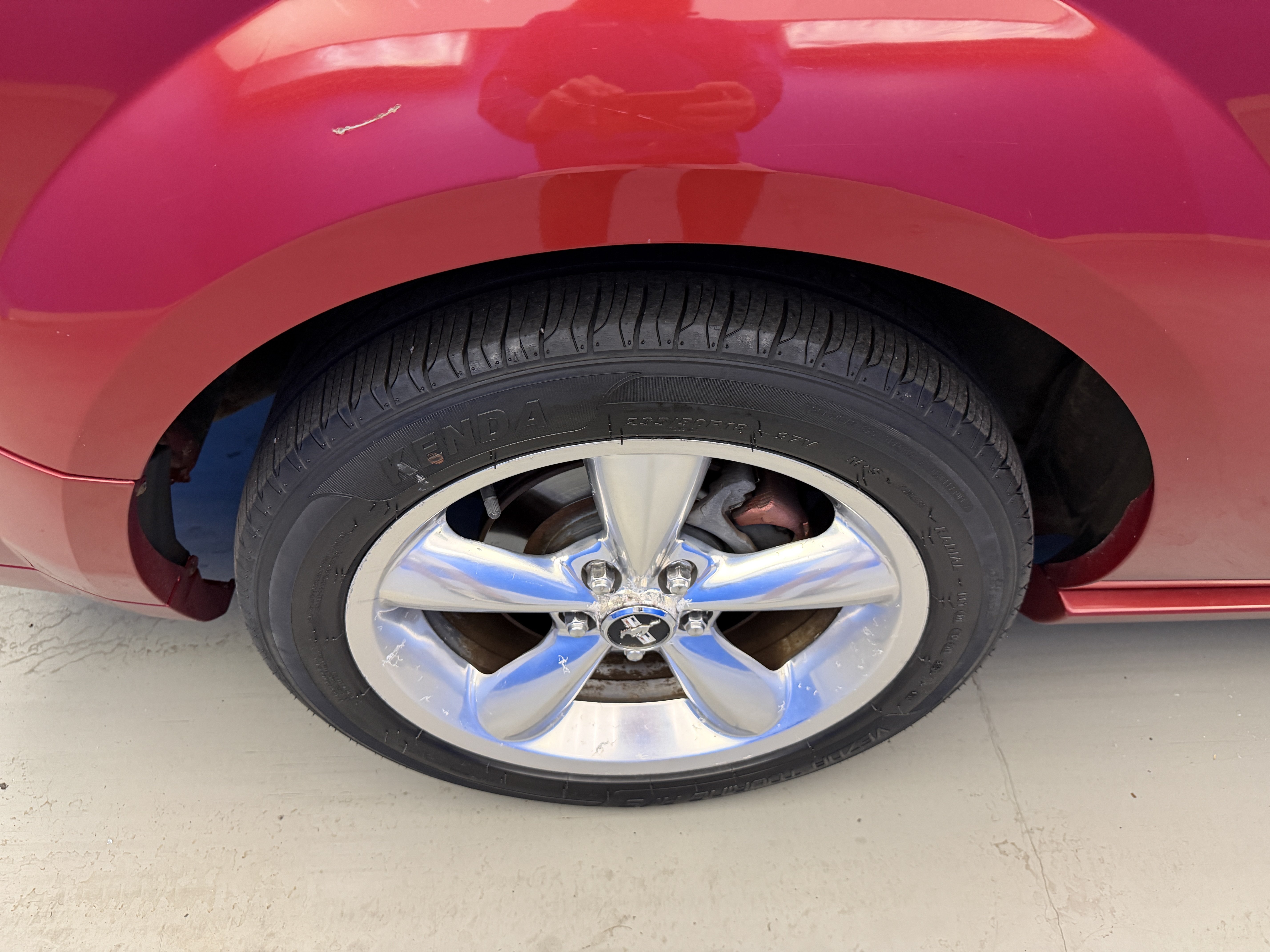 Used 2008 Ford Mustang GT RWD image 8