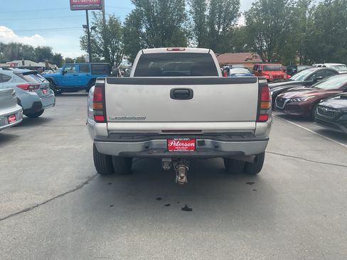 Used 2006 Chevrolet Silverado 3500 LT w/ Heavy-Duty Power Package RWD image 8