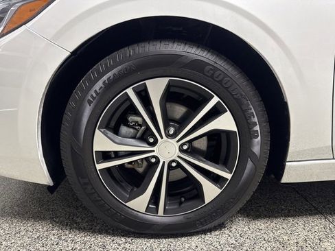 Used 2022 Nissan Sentra SV w/ Trunk Package image 3