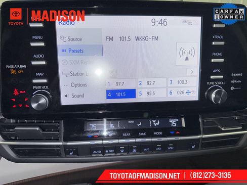 Used 2023 Toyota Sienna XLE image 24