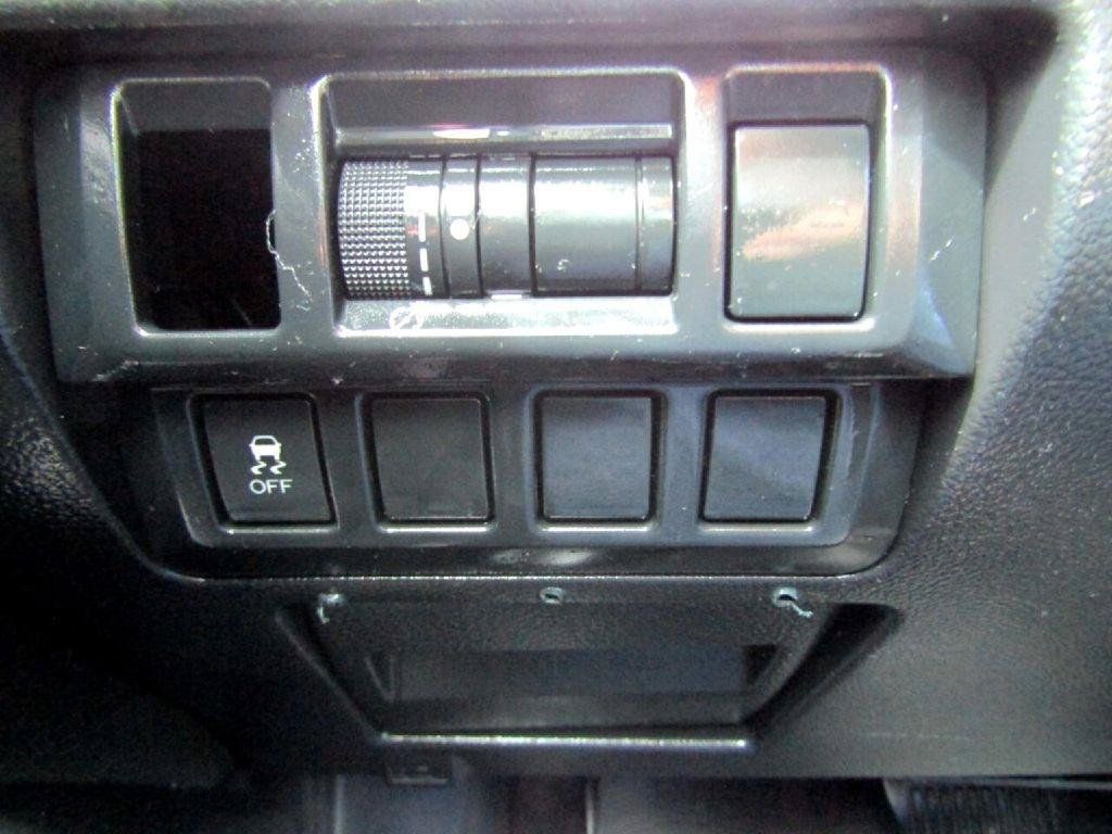 Used 2015 Subaru Outback 2.5i AWD/4WD image 22